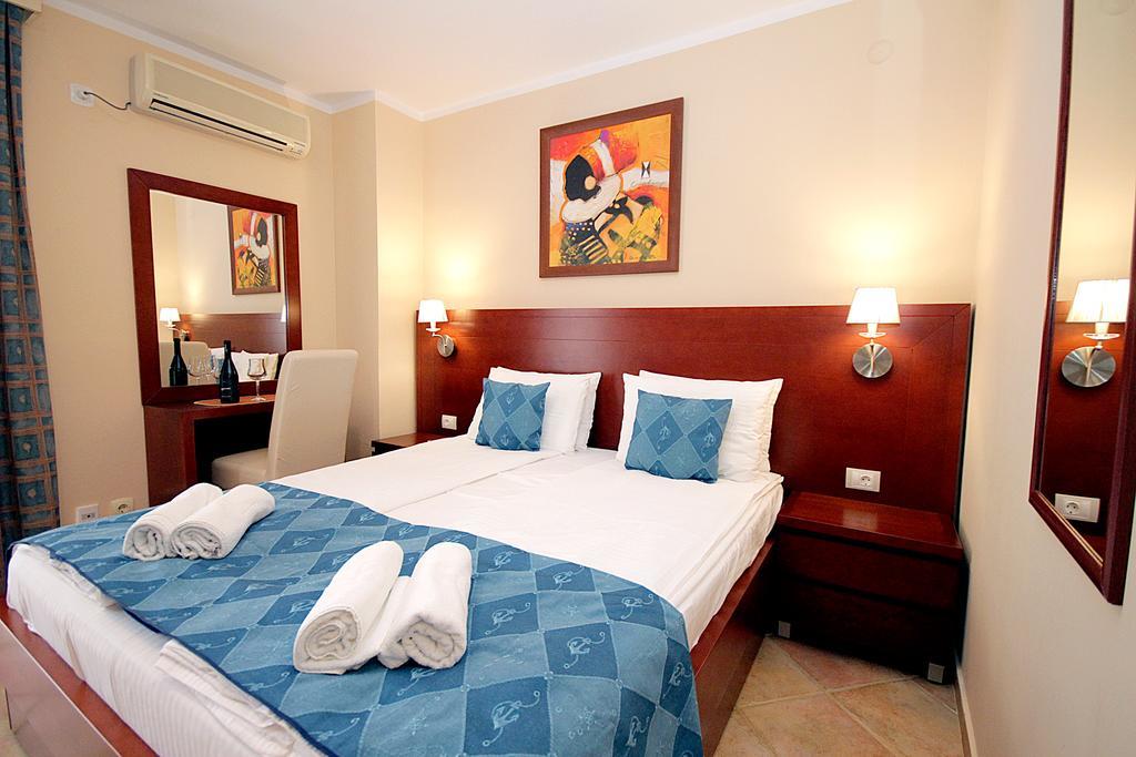 Apartments Villa Mare Mar Sutomore Bagian luar foto